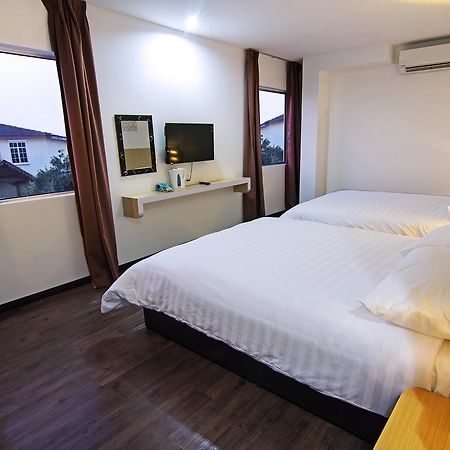 Thanks Hotel Parit Buntar Eksteriør billede