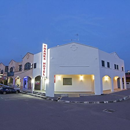 Thanks Hotel Parit Buntar Eksteriør billede