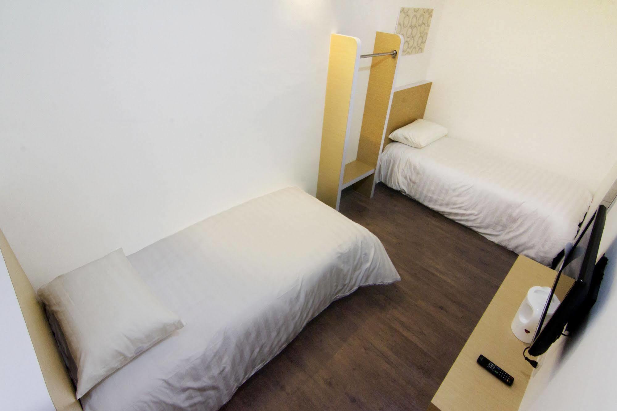 Thanks Hotel Parit Buntar Eksteriør billede